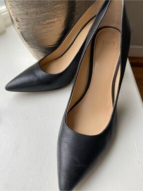 Marc Fisher Black Pointed-Toe Leather Pumps, 4 inch, size 8